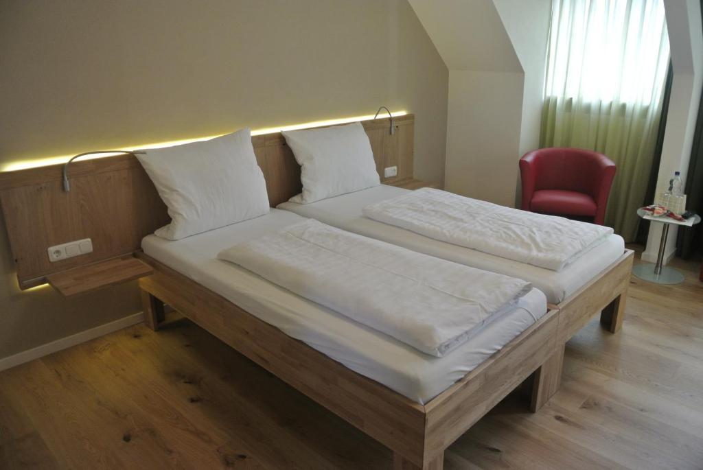 Hotel Jaegerhof Weibersbrunn Room photo